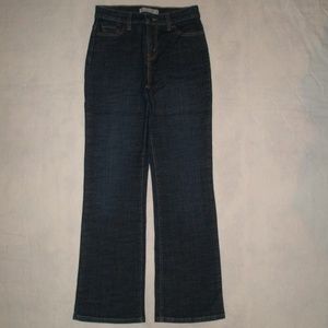 New Levi's 512 Perfectly Slimming Jeans 6 M